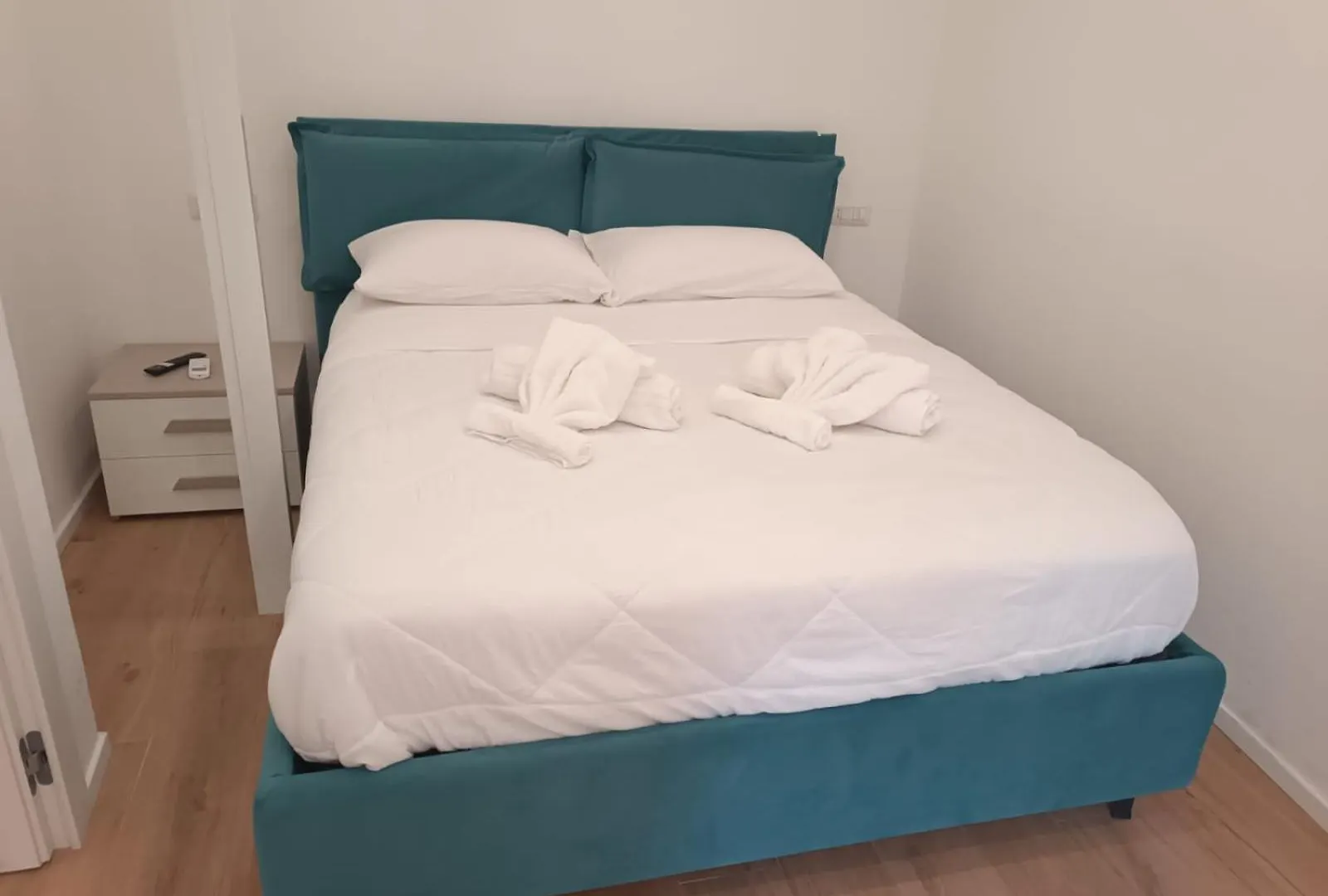 Pm 34 Viale Imperatore Guest House - 50 Mt From Metro San Paolo 0*, Roma Italia