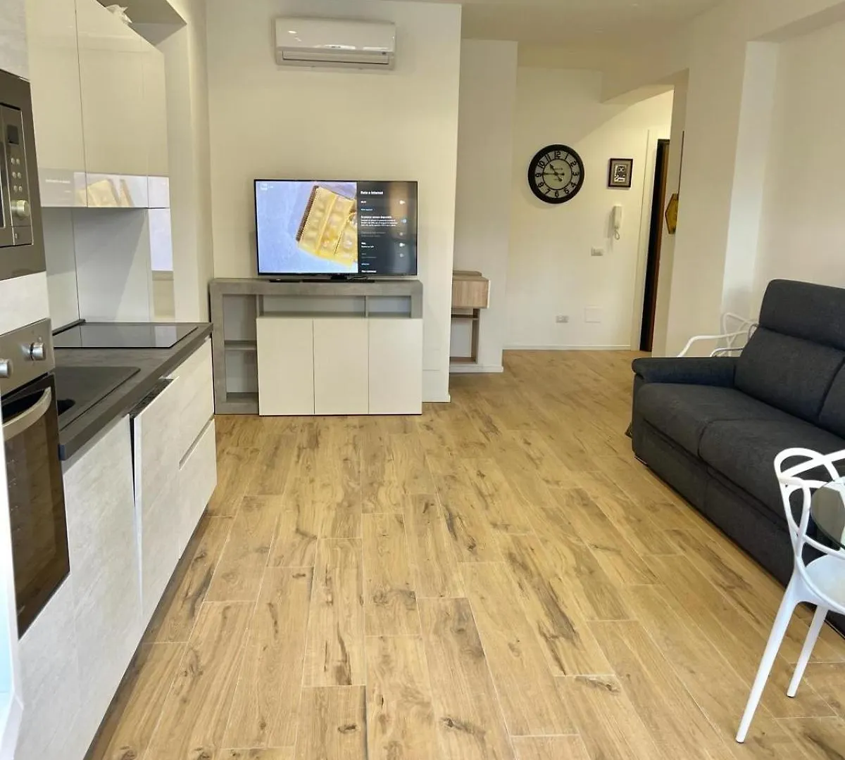 Pm 34 Viale Imperatore Guest House - 50 Mt From Metro San Paolo Rome