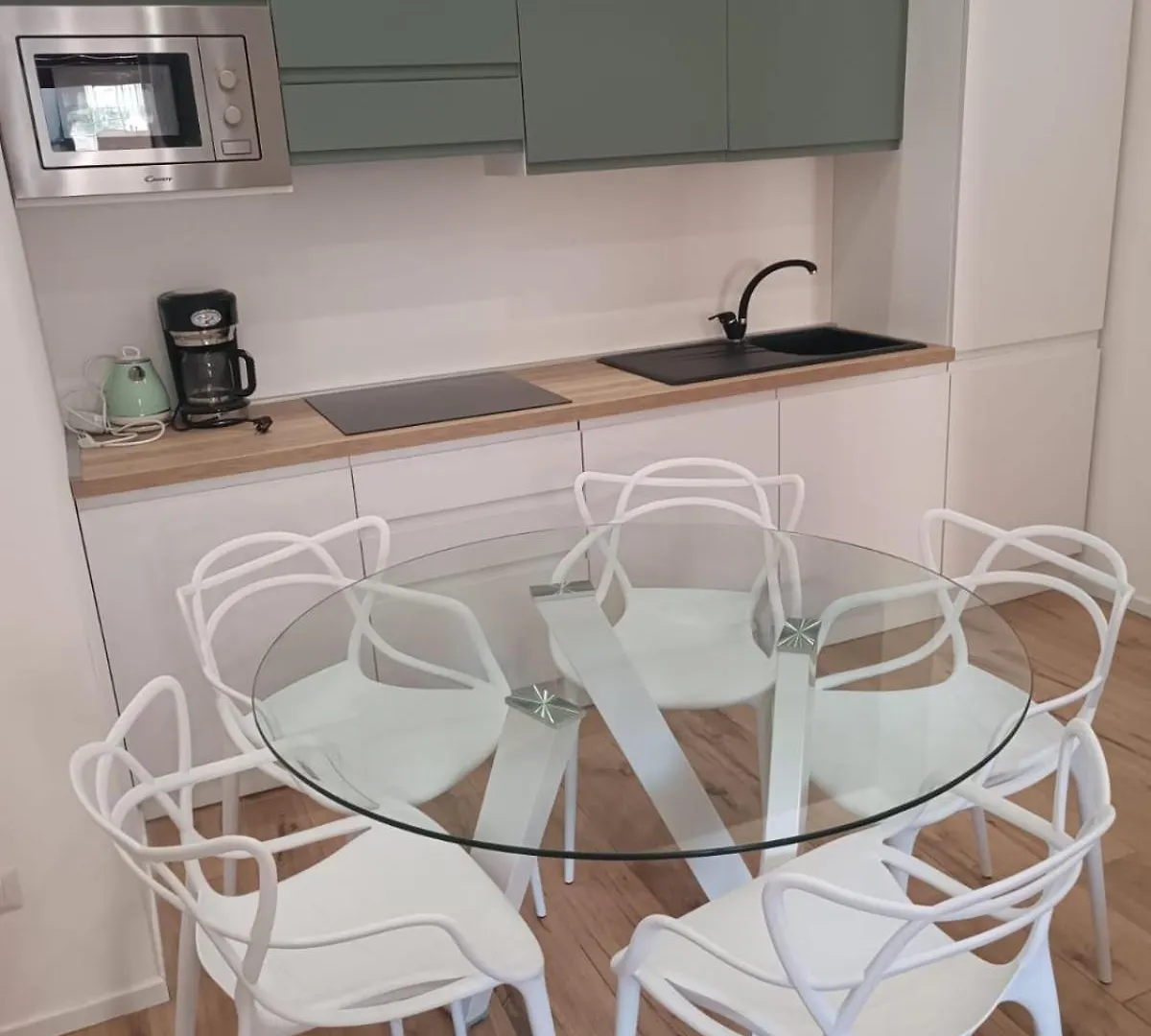 Apartment Pm 34 Viale Imperatore Guest House - 50 Mt From Metro San Paolo Italy